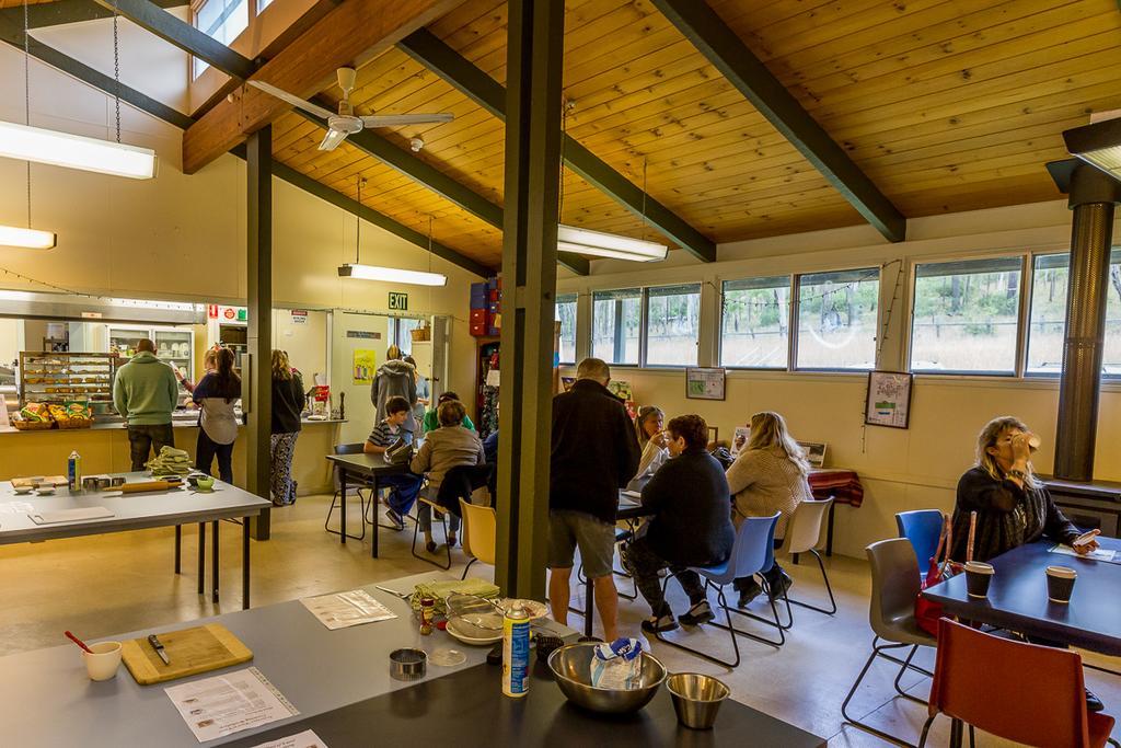 Christmas Creek Cafe & Cabins Lamington エクステリア 写真