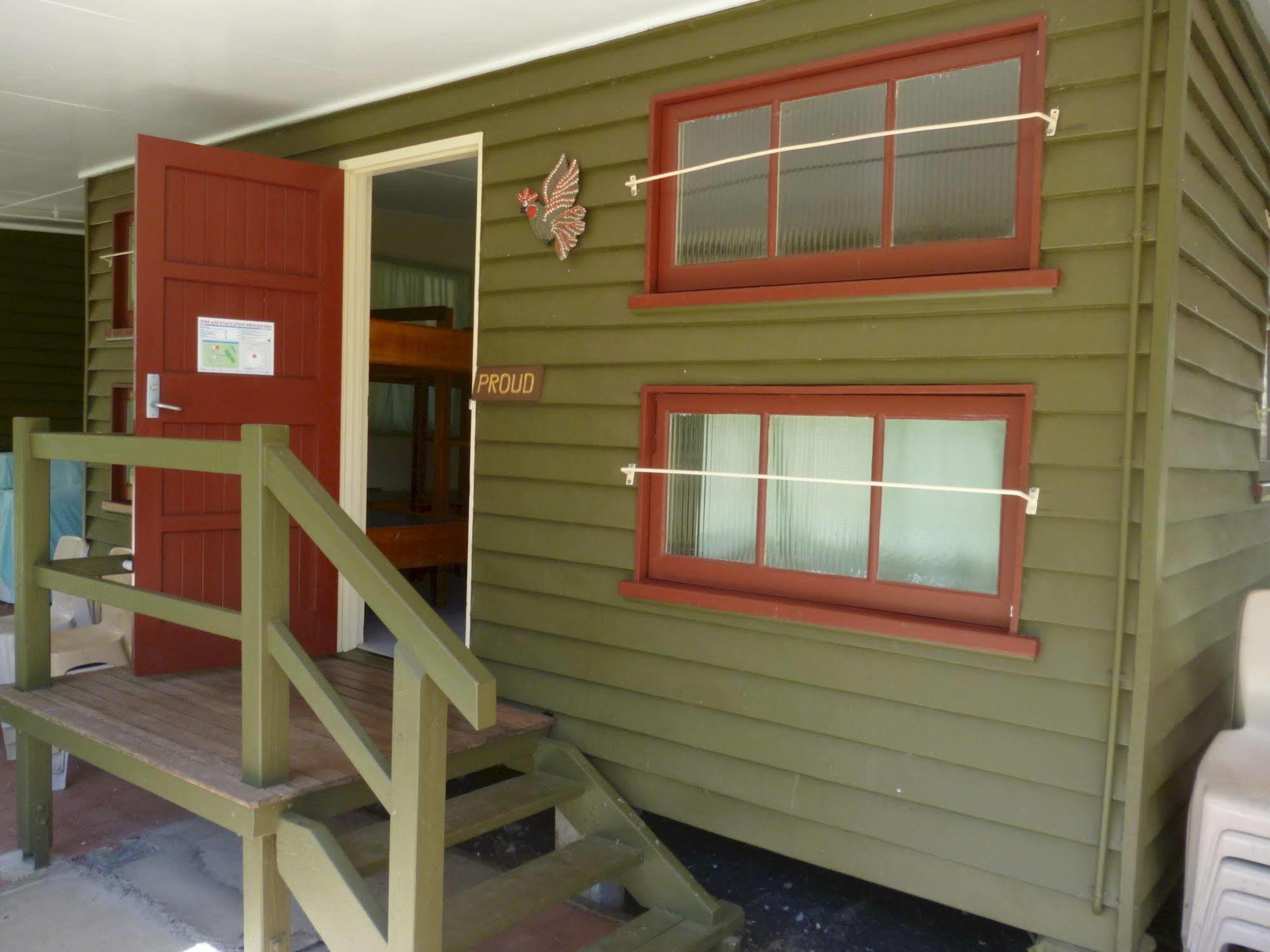 Christmas Creek Cafe & Cabins Lamington エクステリア 写真