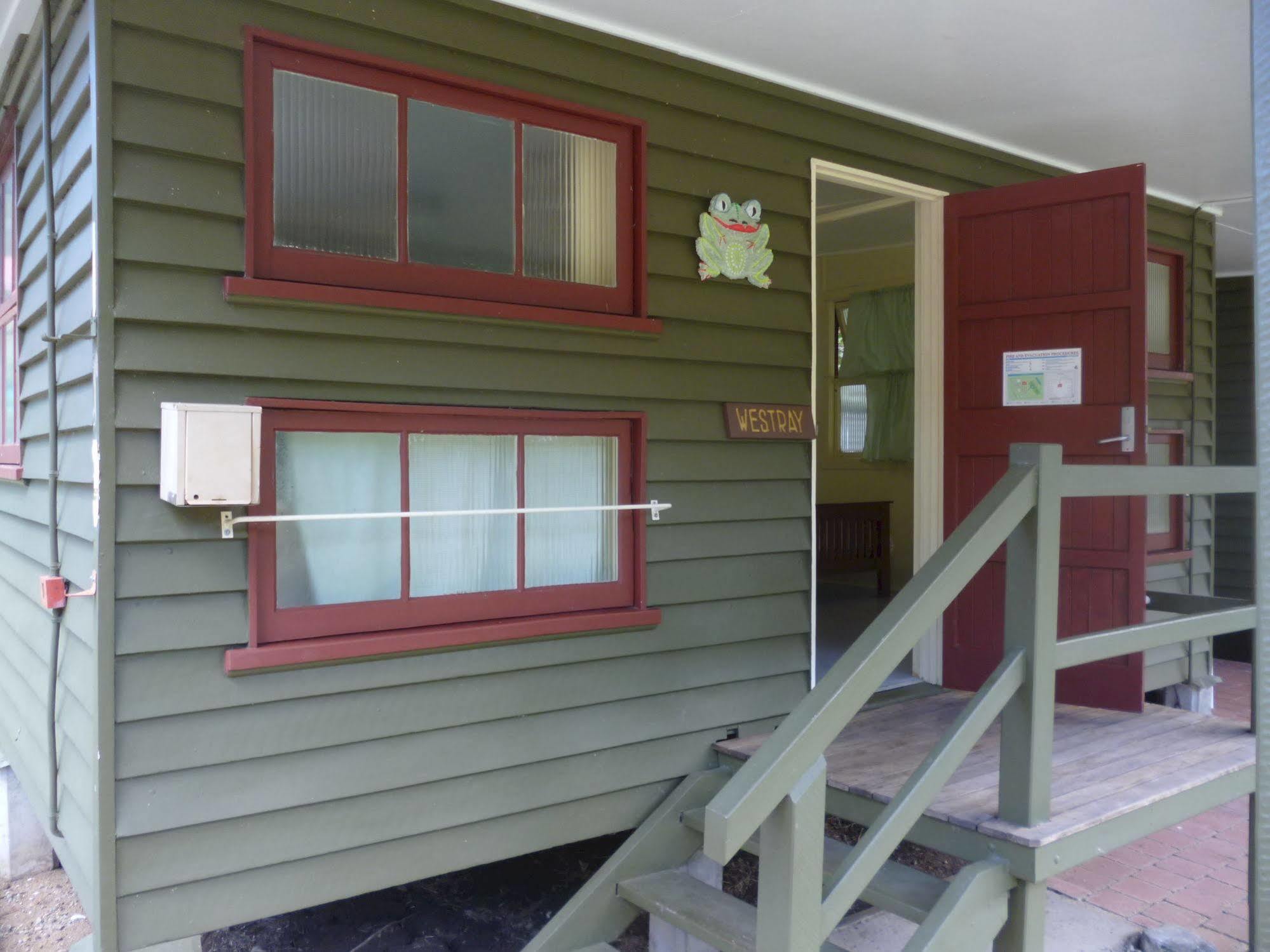 Christmas Creek Cafe & Cabins Lamington エクステリア 写真
